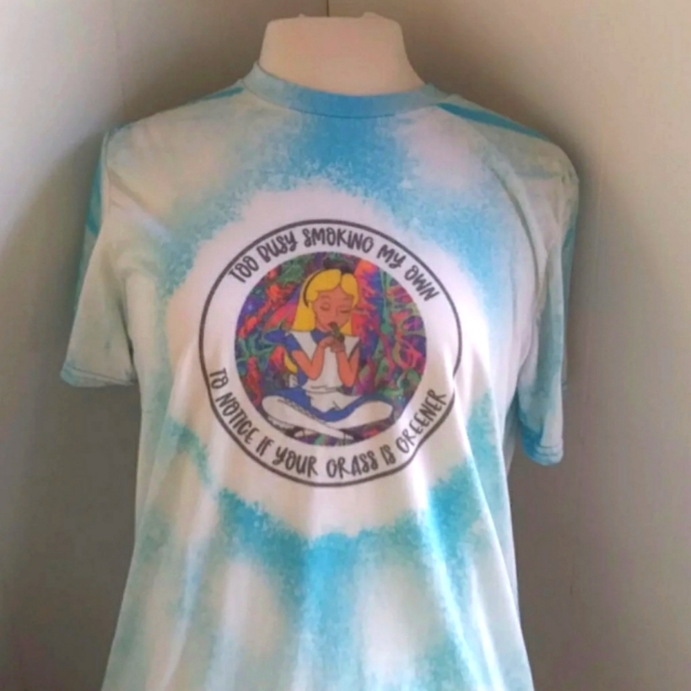 Alice TOO BUSY (Bleach-Shirt) NEW!